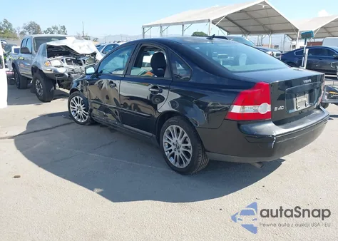 2004 Volvo S40 T5 from USA, damaged, VIN YV1MS682842021560